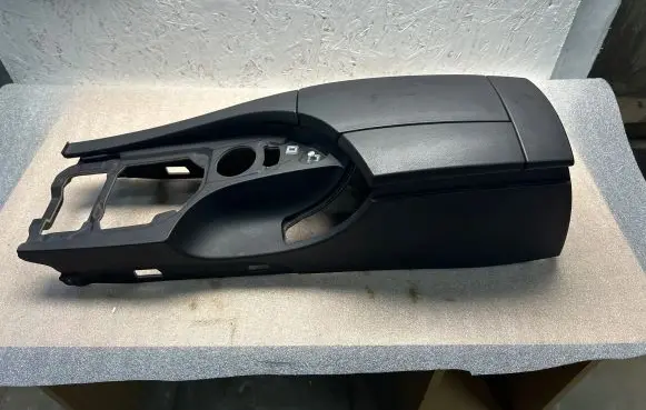 BMW 5 E60 E61 Armrest 7034086 7060013 727584
