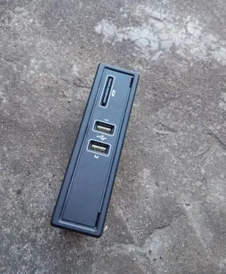 Mercedes-Benz E W213 USB socket connector A2058200526