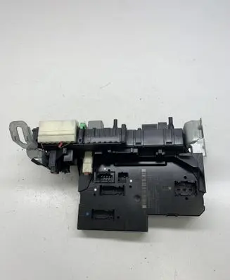 Mercedes-Benz E W212 SAM control unit 2129009922 2129017306 2129020008