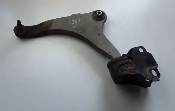 Front lower control arm/wishbone