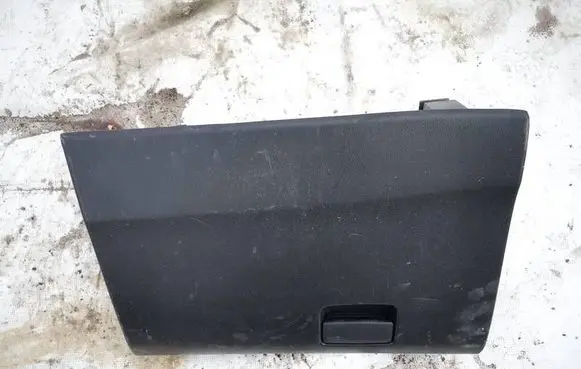 Suzuki SX4 S-Cross Glove box 7341261m1 73412-61m1