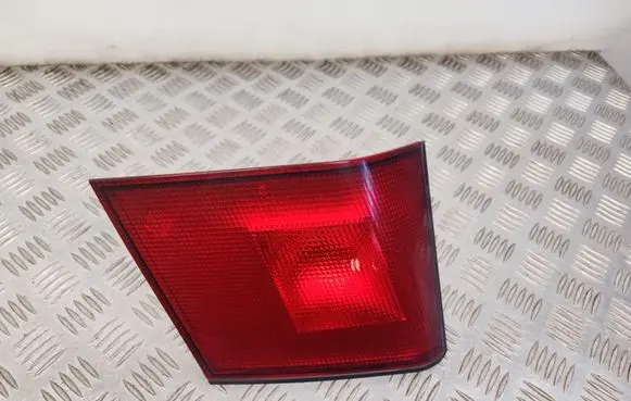 Mitsubishi Carisma Tailgate rear/tail lights MB952167