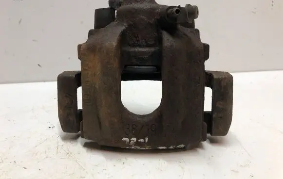 BMW 5 E39 Rear brake caliper