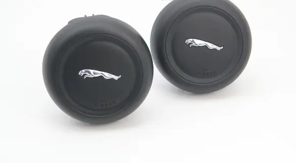 Jaguar XE Airbag cover 3084485