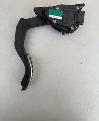Volkswagen Phaeton Accelerator throttle pedal 6PV00802643 3D1721503N F30017001