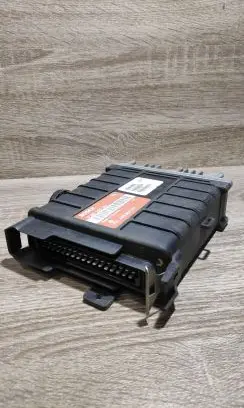 Volkswagen PASSAT B3 Engine control unit/module ECU 443907311 0261200251