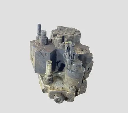 Citroen Xsara Picasso Fuel injection high pressure pump 9651844380 0445010089