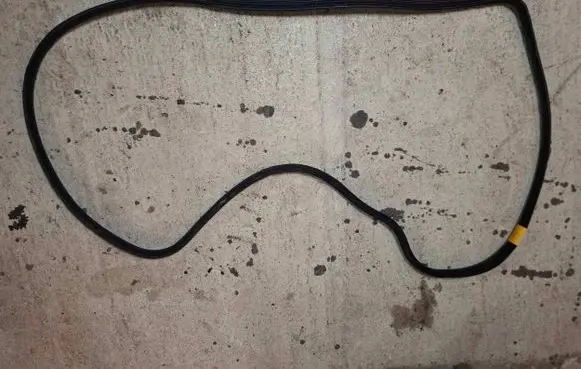 Volvo S80 Front door rubber seal 