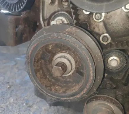 KIA Carnival Crankshaft pulley