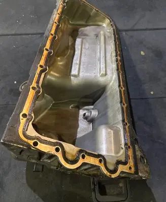 BMW 5 E60 E61 Oil sump 7516380