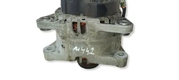 Peugeot 208 I Generator/alternator 9670899580 2610711C TG12C106