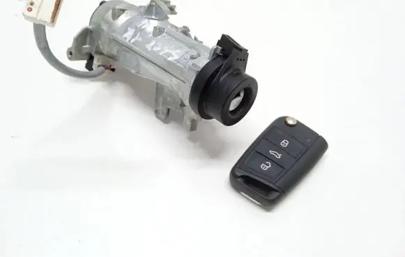 Skoda Octavia Mk3 (5E) Ignition lock 5E0959753D 1K0905851
