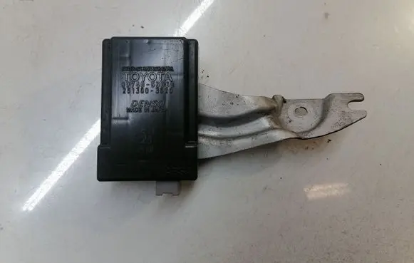 Lexus IS 220D-250-350 Door control unit/module 8974053060