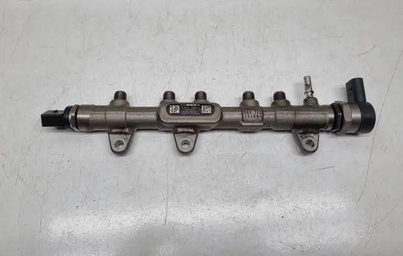 BMW 2 F46 Fuel main line pipe 8514154 0445214315