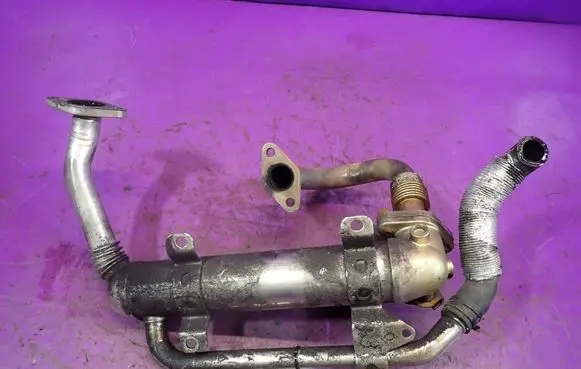 Audi A3 S3 A3 Sportback 8P EGR valve cooler 03g131512ad