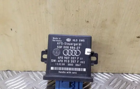 Audi A6 S6 C6 4F Light module LCM 5DF00888627 4F0907357F