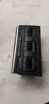 Audi A4 S4 B7 8E 8H Climate control unit 8E0820043AJ 0177755