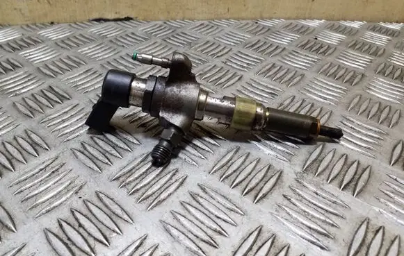 Ford Mondeo MK IV Fuel injector 9802448680 50274V05