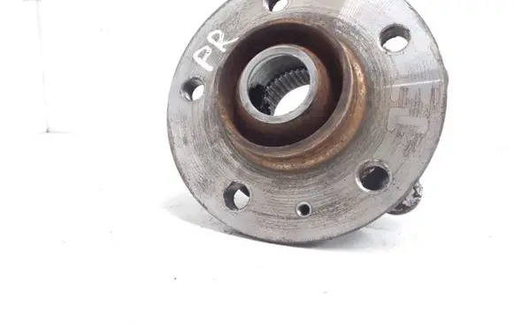 Audi Q5 SQ5 Front wheel hub