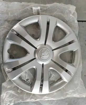 Skoda Fabia Mk3 (NJ) R15 wheel hub/cap/trim 5J0601147LZ31