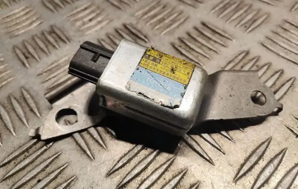 Lexus RX 450H Airbag deployment crash/impact sensor 8983348020