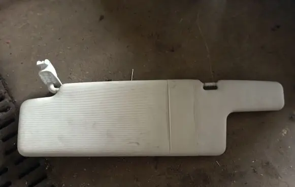 Skoda Fabia Mk1 (6Y) Sun visor 1U0857551