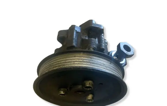 Audi A6 Allroad C6 Power steering pump 4F0145155A