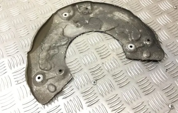 Mercedes-Benz E W238 Front brake disc dust cover plate A0004213520