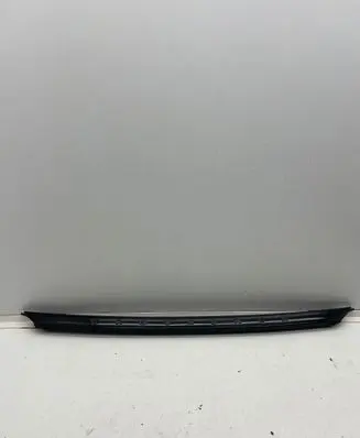 DS Automobiles 3 Crossback Tailgate trim 9822814780 9822814680