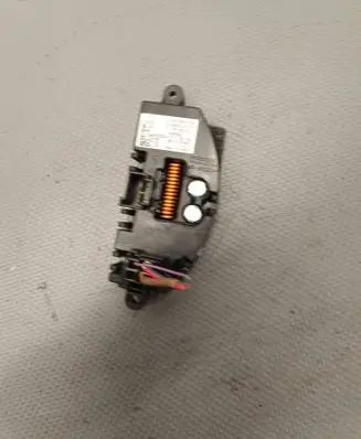 Audi A4 S4 B8 8K Heater blower motor/fan resistor A2469064100 8T0820521 1035500274