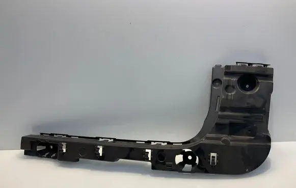 Rear bumper mounting bracket