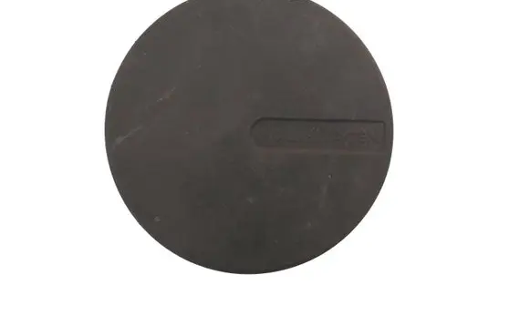 Volkswagen Golf I Original wheel cap 321601151D
