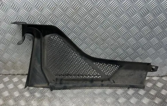BMW X5 F15 Wiper trim 15671610 068570000 9245593