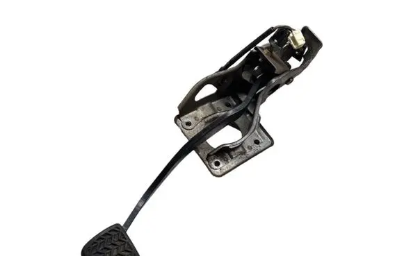 Toyota Avensis T250 Brake pedal 3132152010