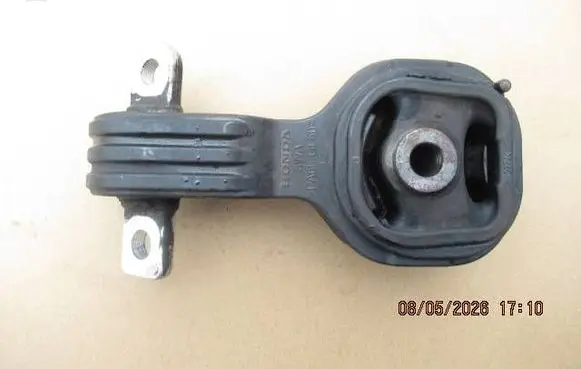 Honda CR-V Engine mounting bracket 08052026