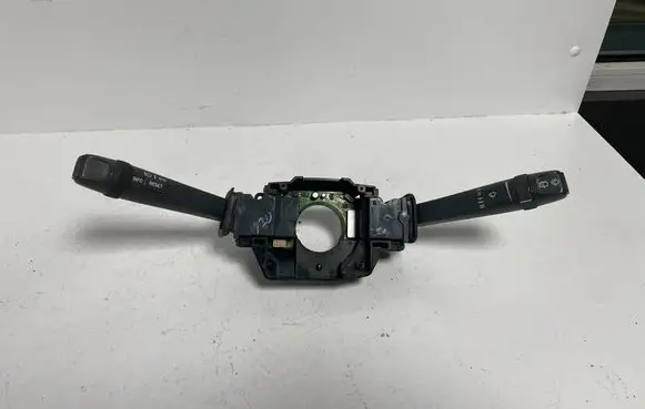 Volvo V70 Wiper turn signal indicator stalk/switch 9452393