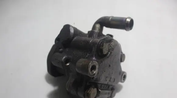 Seat Toledo II (1M) Power steering pump 1J0422154