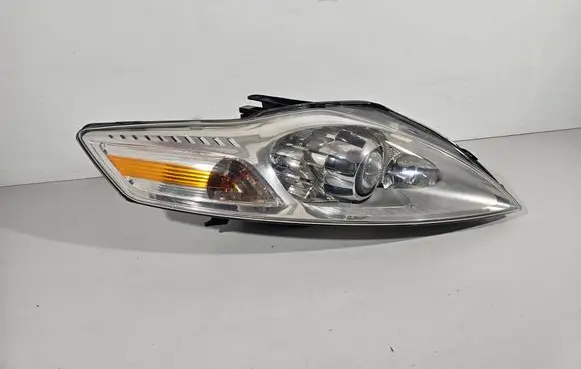 Ford Mondeo MK IV Headlights/headlamps set 
