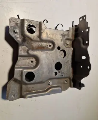 Battery bracket