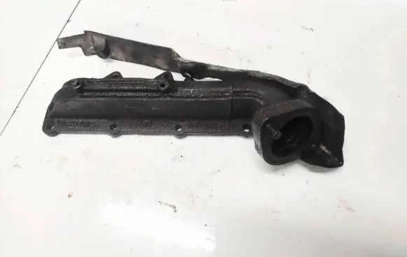 Opel Omega B1 Exhaust manifold 90528462