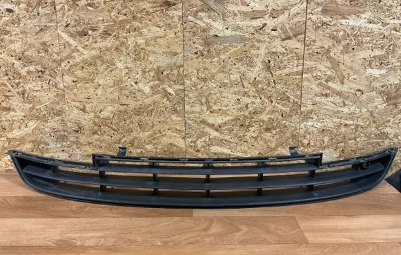 Opel Meriva B Front bumper lower grill 13329274 475498858