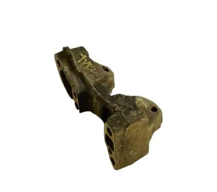 Engine mounting bracket