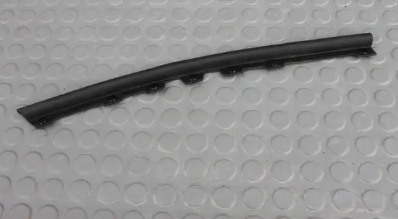Suzuki SX4 S-Cross Engine compartment rubber USZCZELKA-MASKI