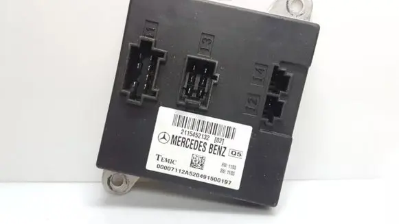 Mercedes-Benz E W211 Comfort/convenience module 2115452132