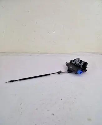Volkswagen Golf VI Front door lock 3d1837015ab