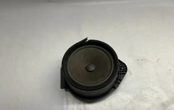 Chevrolet Camaro Front door speaker 22759408