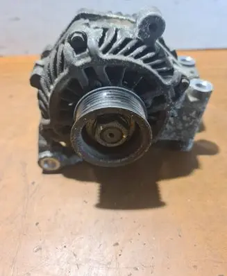 Suzuki Grand Vitara II Generator/alternator