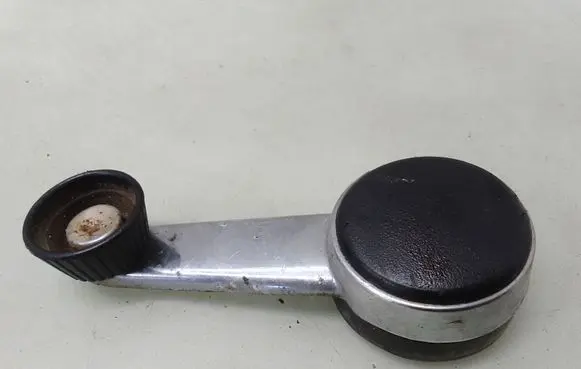 Moskvich 2140 Rear door window winding handle 