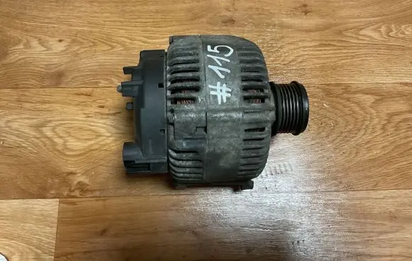 Volkswagen PASSAT B6 Generator/alternator 021903026L