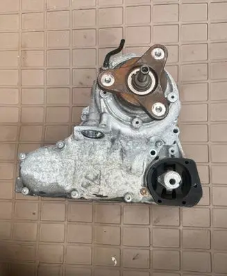 BMW X1 E84 Gearbox transfer box case 27107643748 7643754 0419707